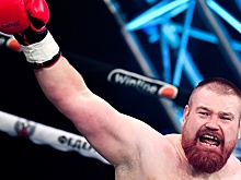 Дацик нокаутировал экс-бойца UFC Томпсона в поединке по правилам бокса