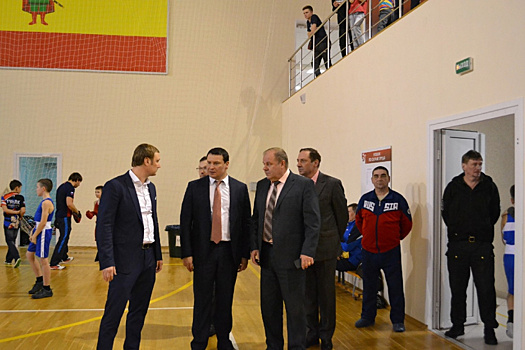 На турнир в Спасск приехали 200 боксёров и министр