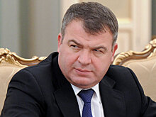 Сердюков избавился от квартиры в доме Васильевой