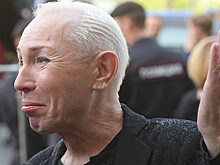 Mash: пародист Пугачевой Песков объявлен в розыск из-за долга в 13 млн рублей