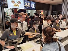 Владелец обновленного McDonald's назвал символической сумму покупки бизнеса