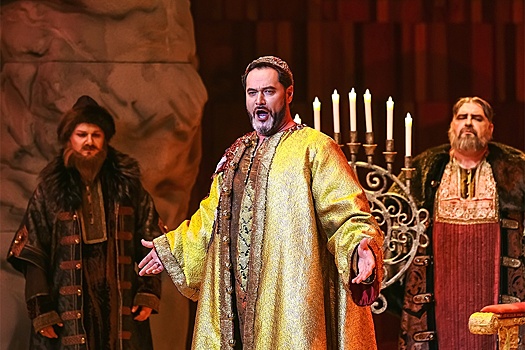 На фестивале "Зарядье" представили оперу "Борис Годунов" Мусоргского