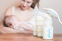 Канадские ученые выяснили, что в сцеженном молоке присутствуют опасные бактерии