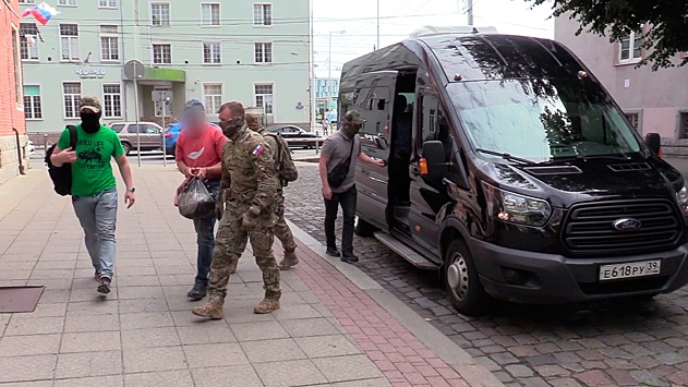 ФСБ предотвратила готовившиеся сторонником «Азова» теракты в Калининградской области
