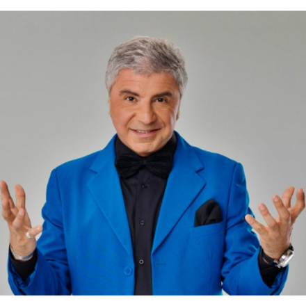 С папой словно ровесники: вот как сейчас выглядит взрослый сын главного мачо стр