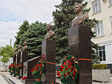 В Краснодаре ко Дню Победы установили бюсты студентам и преподавателям КубГТУ