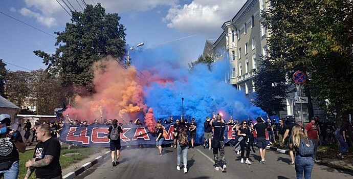 Футбольных хулиганов задержали за беспорядки в Туле