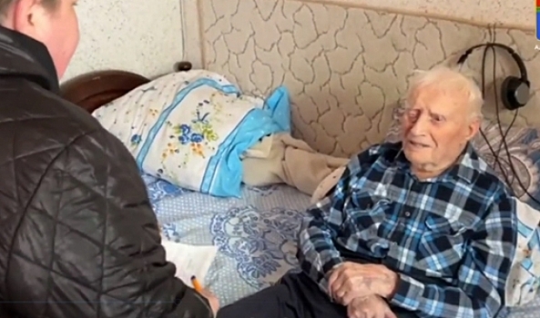 В Волгограде на выборах президента России проголосовал 108-летний житель