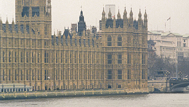 В парламенте Британии раскритиковали соцсети за плохой контент