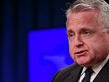 МИД предложил послу США привиться российской вакциной