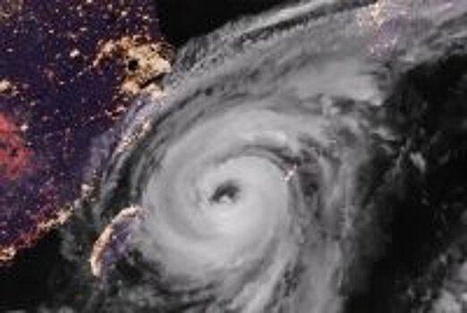 Ураган "Мария" ослаб до четвертой категории мощности