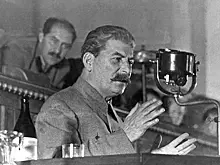Зачем на самом деле Сталин хотел уйти в отставку в 1952 году
