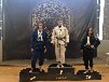 Две золотых медали выиграла начальник психологической лаборатории СИЗО-1 УФСИН России по Псковской области на турнире Кубка Дракона по джиу-джитсу