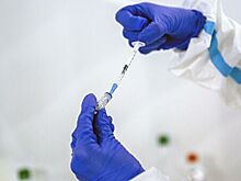 В Кремле допустили принятие мер по вакцинации, как во Франции