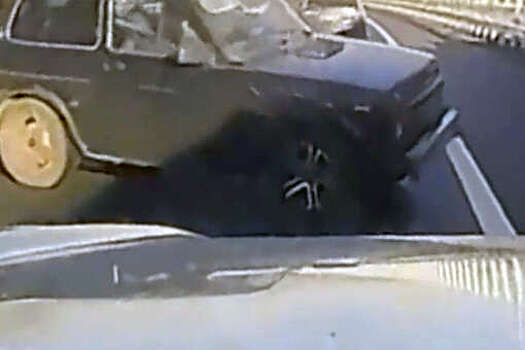 В Татарстане Lada Niva влетела в Tank