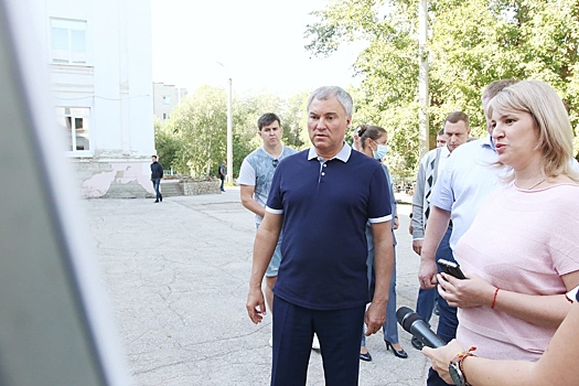 Володин рассказал о ветхих домах и жилье детям-сиротам
