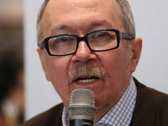 Ничего мещанского: Писатель Драгунский заступился за слово кушать