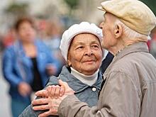 Спасёт ли семьи от распада госкопейка "на серебряную свадьбу"?