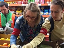 В Тарко-Сале общественники нашли на прилавках испорченные овощи и фрукты