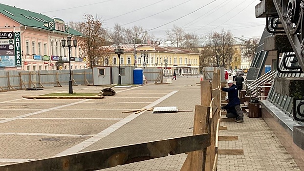 К устройству инженерных сетей для нового фонтана у ЦУМа приступили в Вологде