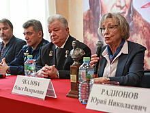 В Щелковской библиотеке появилась книга об аэродроме «Чкаловский» с автографом