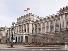 Депутаты Петербурга отказались запрещать себе летать бизнес-классом