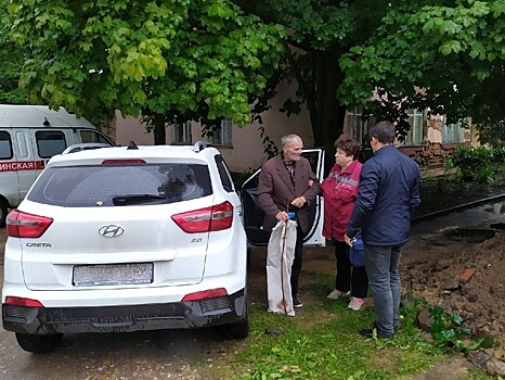 Во Ржеве неравнодушные граждане помогли волонтёрам "Совы" спасти потерявшегося дедушку