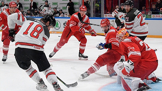 Сборная России по хоккею победила Канаду в первом матче домашнего этапа Евротура
