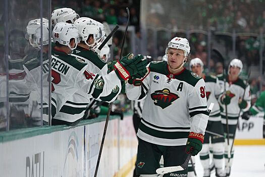 Капризов возглавил гонку российских снайперов НХЛ