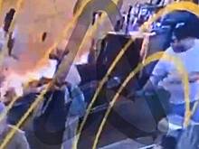 Запрещенный к провозу предмет вспыхнул в российском аэропорту и попал на видео