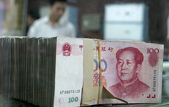 Власти продают юани, чтобы покрыть расходы бюджета. Что это значит для рубля и экономики?