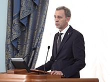 Артемов, Груздов, Марухина присмотрят за омским флагом и гербом