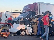 За рулем был дончанин: видеокадры страшной аварии в Тульской области попали в сеть