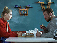 Отмеченный на "Кинотавре" фильм о любви и интернете с Пересильд вышел онлайн