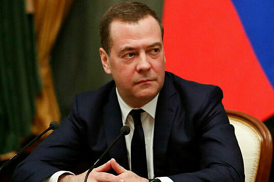 Медведев заявил о росте поставок вооружения российской армии в 2023 году