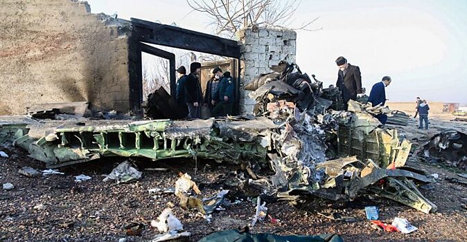 Посольство РФ: Граждан России на борту разбившегося в Иране самолета не было