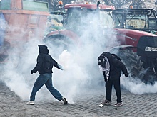 Полиция Бельгии применила против фермеров слезоточивый газ и водометы