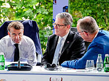 Стармер обсудил Украину в телефонном разговоре с Макроном и Мерцем