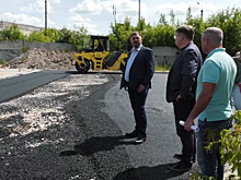 Глава Дзержинска Михаил Клинков проверил качество ремонта на дороге между улицами Бутлерова и Чапаева