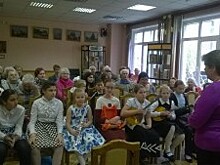 Юные музыканты исполнили мелодии классиков в библиотеке