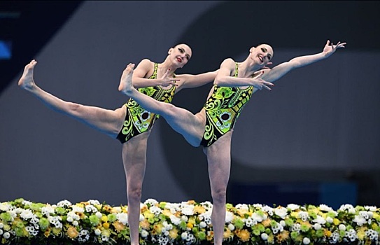 14-е золото: российские синхронистки победили в соревнованиях дуэтов в Токио