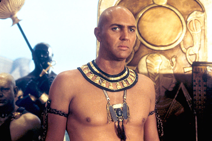 У Арнольда Вослу, сыгравшего Имхотепа в "Мумии", нет волос на голове, но зато есть бешеная харизма. Играя злого и коварного жреца-египтянина, он умудрился вызвать у зрителей огромную симпатию.