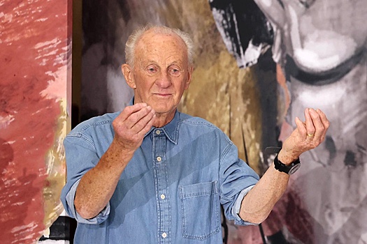 Умер личный кутюрье принцессы Дианы Пол Костелло