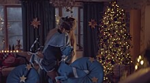 English First выпустил креативную новогоднюю рекламу