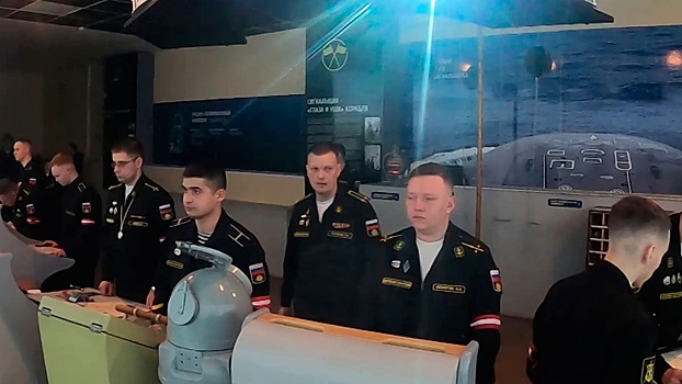 Экипаж первого в РФ боевого ледокола прошел учения в виртуальном формате