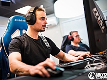 NAVI проиграла NiP на ESL One Los Angeles. На второй карте команды купили 10 «рапир»