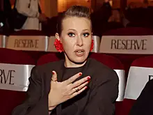 «Ну какой это шабаш?»: друзья Собчак не понимают, почему люди критикуют ее вечеринку в стиле нулевых