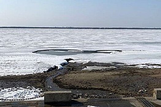 Хабаровчанам напоминают об опасности выхода на лёд