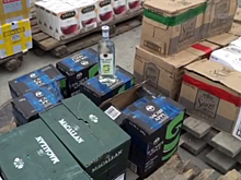 Северокорейский моряк собирался вывезти теплоходом в КНДР более 8 тысяч бутылок спиртного