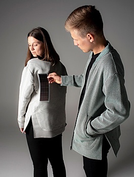 Ученые научились заряжать умные часы от одежды